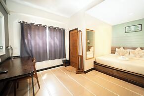 The Palm Hotel