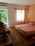 Karla Apartments