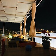 Halikarnas Pansiyon
