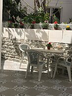 Halikarnas Pansiyon