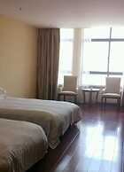 Quanrui Business Hotel
