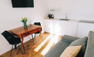 Central Riverside Apartments Meščanka
