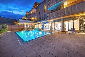 Mountain Hotel Luis