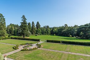 Easthampstead Park