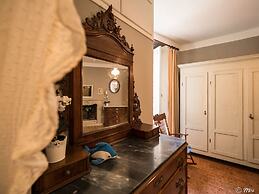 La Casa di Eio Traditional Apartment