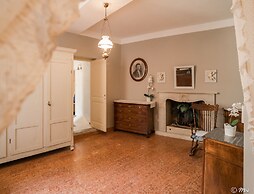 La Casa di Eio Traditional Apartment