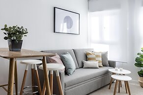 Mad Apartments by Olala Homes