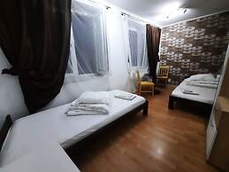Lorf Hostel&Coffee