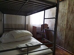 Lorf Hostel&Coffee