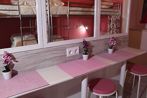 Lorf Hostel&Coffee