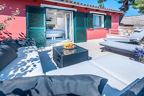 Villa Fema