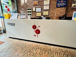 Guangzhou Baiming Fangyuan Apartment