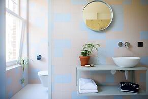 The Green Elephant Hostel & Spa
