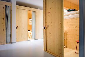 The Green Elephant Hostel & Spa