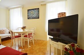 Amici Apartment