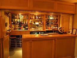 Haigs Hotel