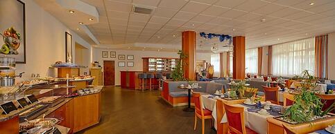 HOTEL RIESENJunior by Trip Inn