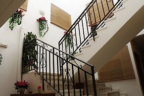 Hostal Restaurante Labrat
