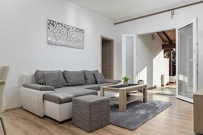 Apartment Frankovic