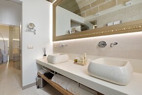 Acquaviva Suites