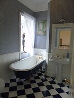 Hartley House B&B