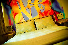 Loove Hotel - Adults Only