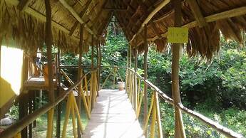 Johmer Expedition Tours & Lodge