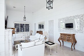 Campbell Point House