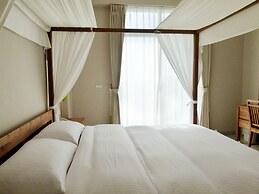 Down-Home Hotel