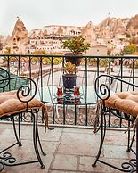 Caftan Cave Suites