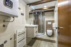 Reval Luxury Stone House Apartments