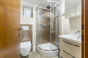 Reval Luxury Stone House Apartments