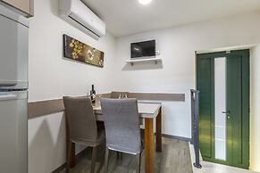 Reval Luxury Stone House Apartments