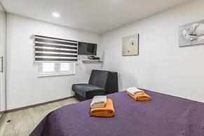 Reval Luxury Stone House Apartments