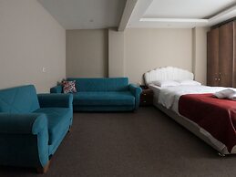 CNR Otelcilik