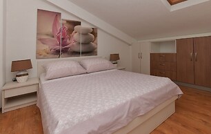 Ivana Apartments