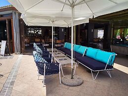 Tondoris Apartments