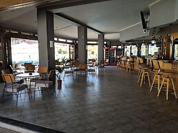 Tondoris Apartments