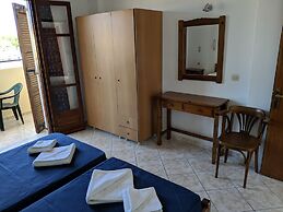 Tondoris Apartments