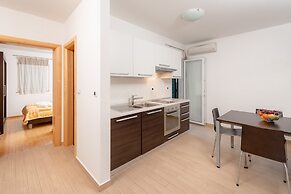 Villa Tucepi Apartments