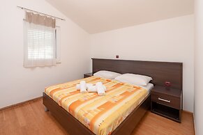 Villa Tucepi Apartments