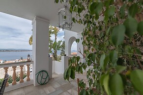 Villa Sonali with Breathtaking Views