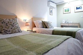 The Rose and Crown Hotel