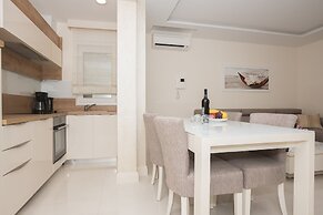 Apartments Leone