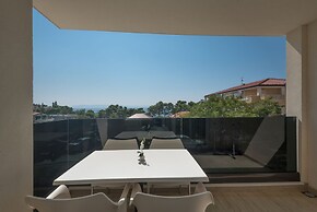 Apartments Leone