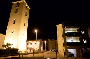 Apartments Leone