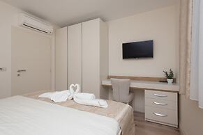 Apartments Leone