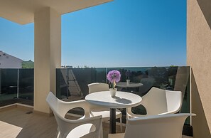 Apartments Leone