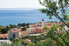 Apartments Leone