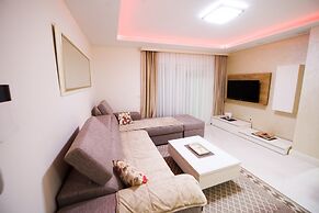 Apartments Leone